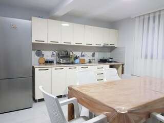 Гостевой дом Holiday Home Rustaveli 122 Кобулети-5