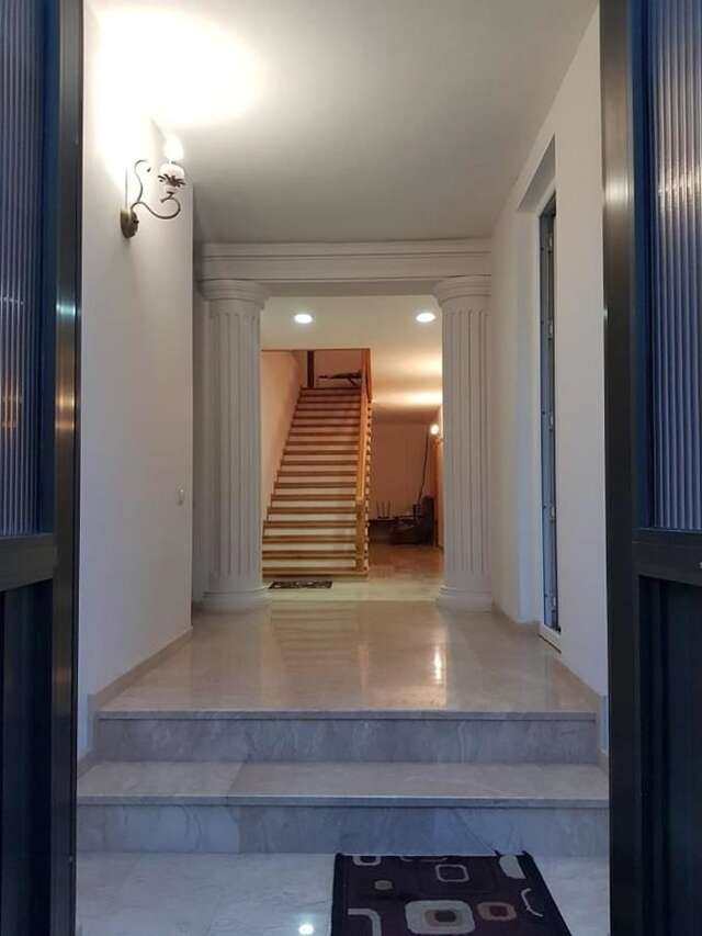 Гостевой дом Holiday Home Rustaveli 122 Кобулети-5