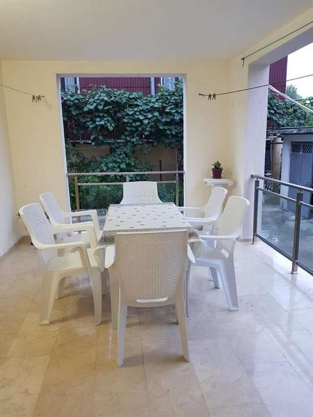 Гостевой дом Holiday Home Rustaveli 122 Кобулети-6