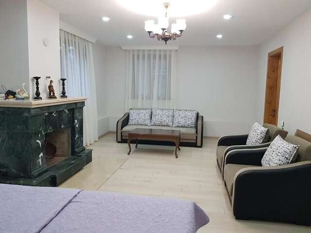 Гостевой дом Holiday Home Rustaveli 122 Кобулети-11